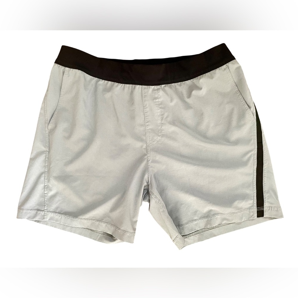 Vuori Draft Shorts Men’s Size XL Xlarge Athletic Gym Running Training Workout